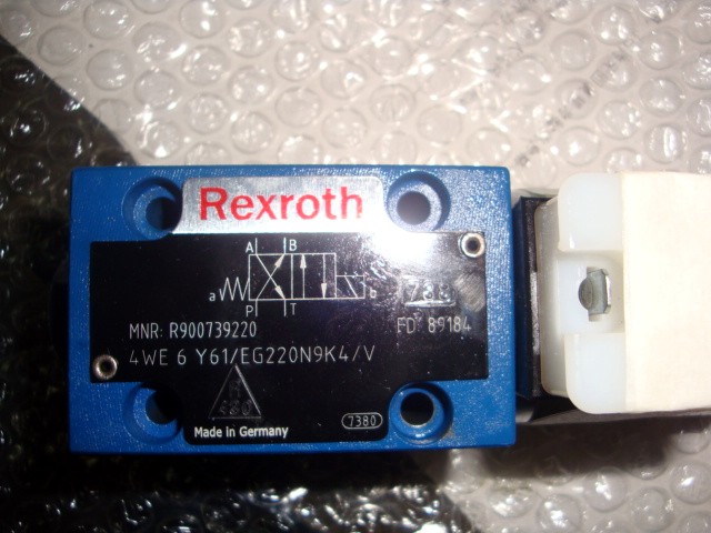 REXROTH柱塞泵A10VSO71DFR1